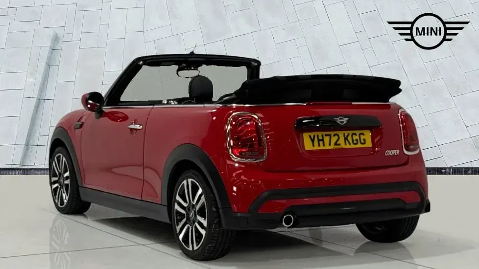 Używany Mini Cooper Exclusive 134 KM (98 kW) 2022 Czerwony Hatchback