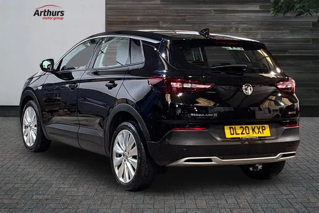Used Vauxhall Grandland X Elite 130 HP (95 kW) 2020 Black SUV