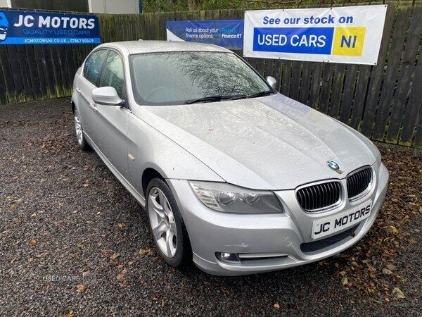 Silver Used 2011 BMW 318 Exclusive Sedan | £2,995 (Fair price) - Image 1/4