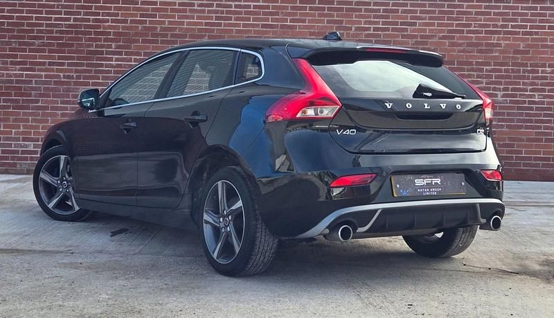 Used Volvo V40 R-Design 2016 Black Hatchback