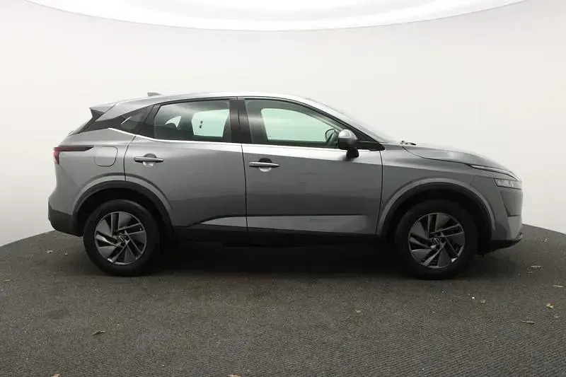 Używany Nissan Qashqai Acenta Premium 2022 Szary SUV