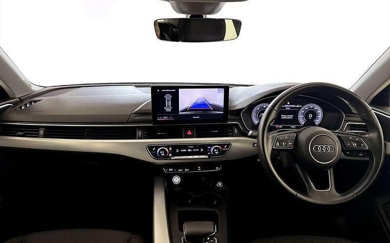 Used Audi A4 Design 163 HP (119 kW) 2023 Sedan