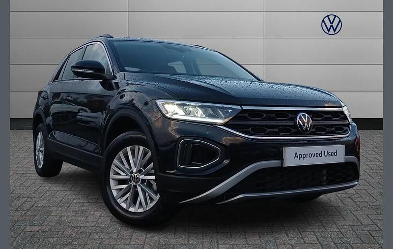 Black Used 2024 VW T-Roc Life SUV | £24,895 (Fair price) - Image 1/4