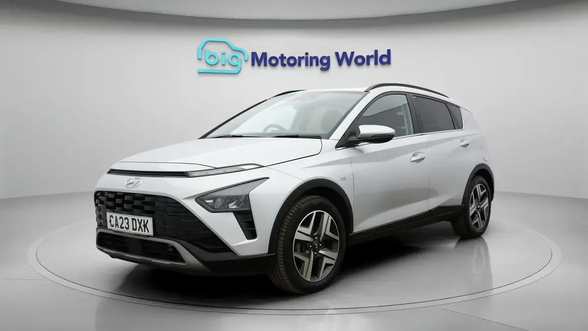 Used Hyundai Bayon Premium 101 HP (74 kW) 2023 Silver SUV