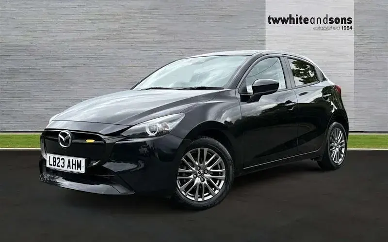 Used Mazda 2 Exclusive-Line 90 HP (66 kW) 2024 Hatchback