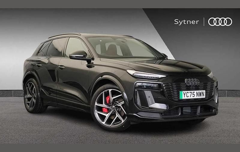 Black New 2025 Audi SQ6 e-tron Advanced SUV | £80,000 - Image 1/4