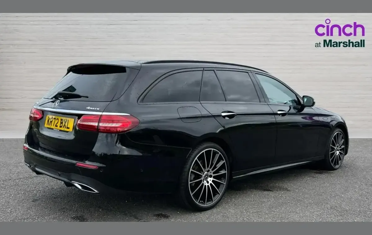 Used Mercedes E300 AMG line 265 HP (194 kW) 2023 Black Estate
