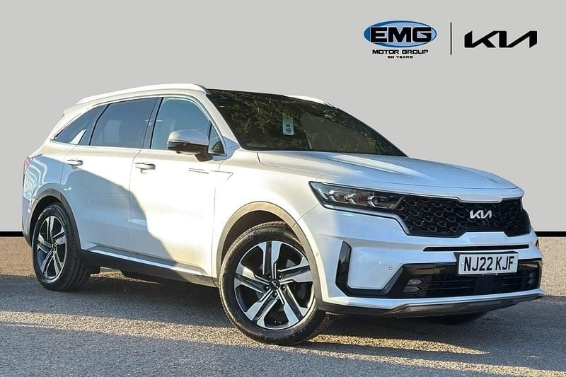Used Kia Sorento 226 HP (166 kW) 2022 White pearl SUV