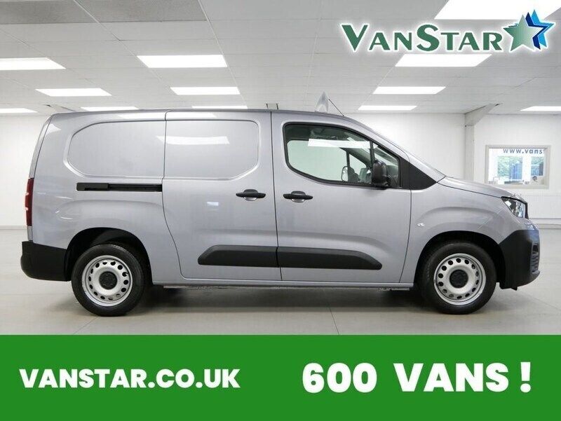 Grey Used 2023 Peugeot Partner Premium MPV | £17,989 - Image 1/4