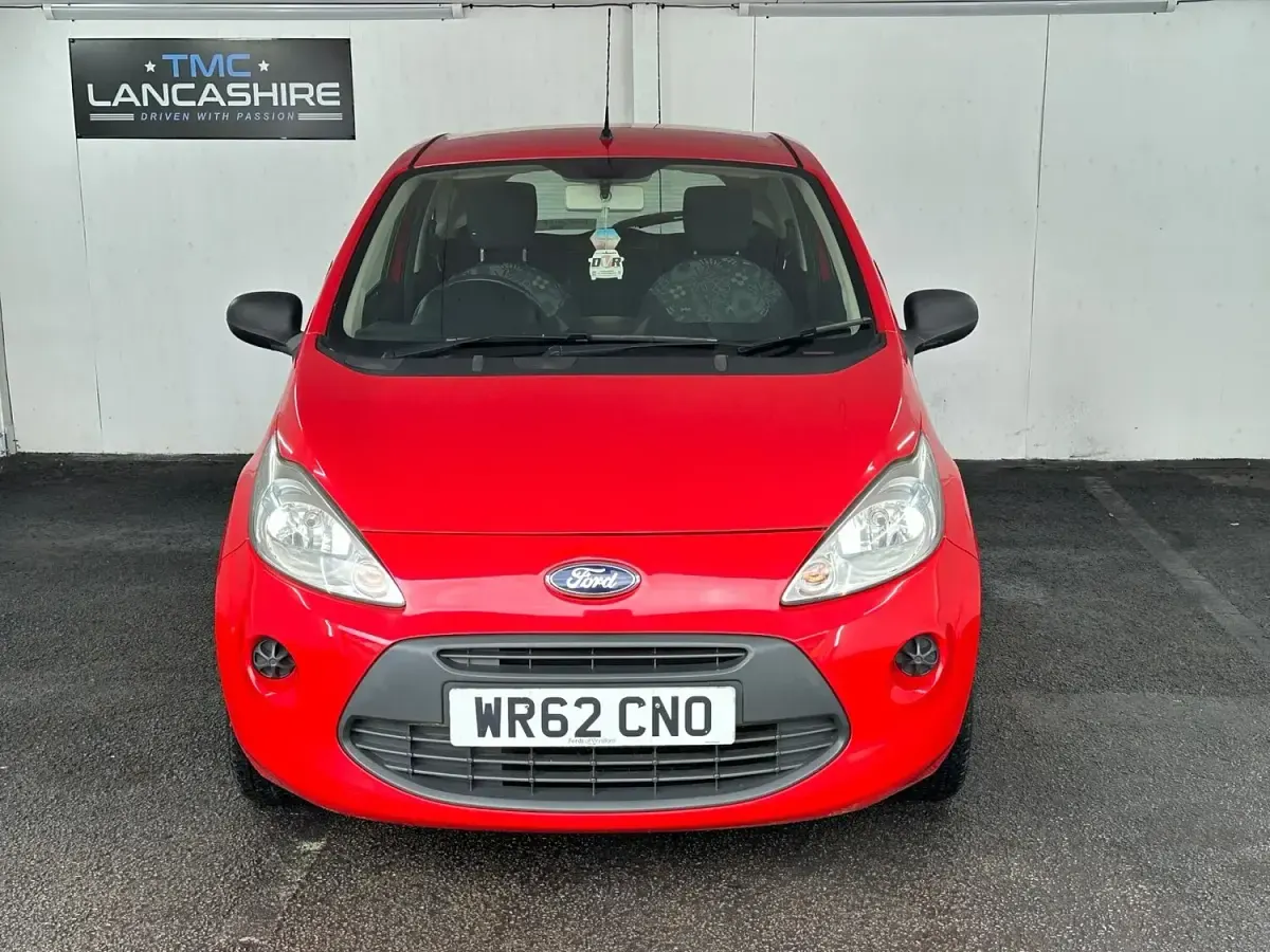 Used Ford Ka Studio 69 HP (50 kW) 2012 Red Hatchback