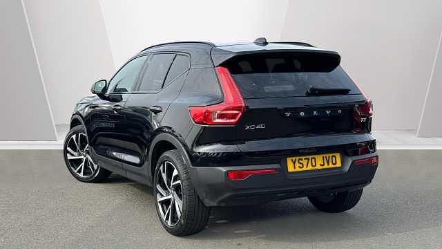 Used Volvo XC40 R-Design Pro 161 HP (118 kW) 2021 Black SUV