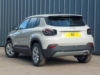 Used Jeep Avenger Altitude 100 HP (73 kW) 2024 Beige SUV