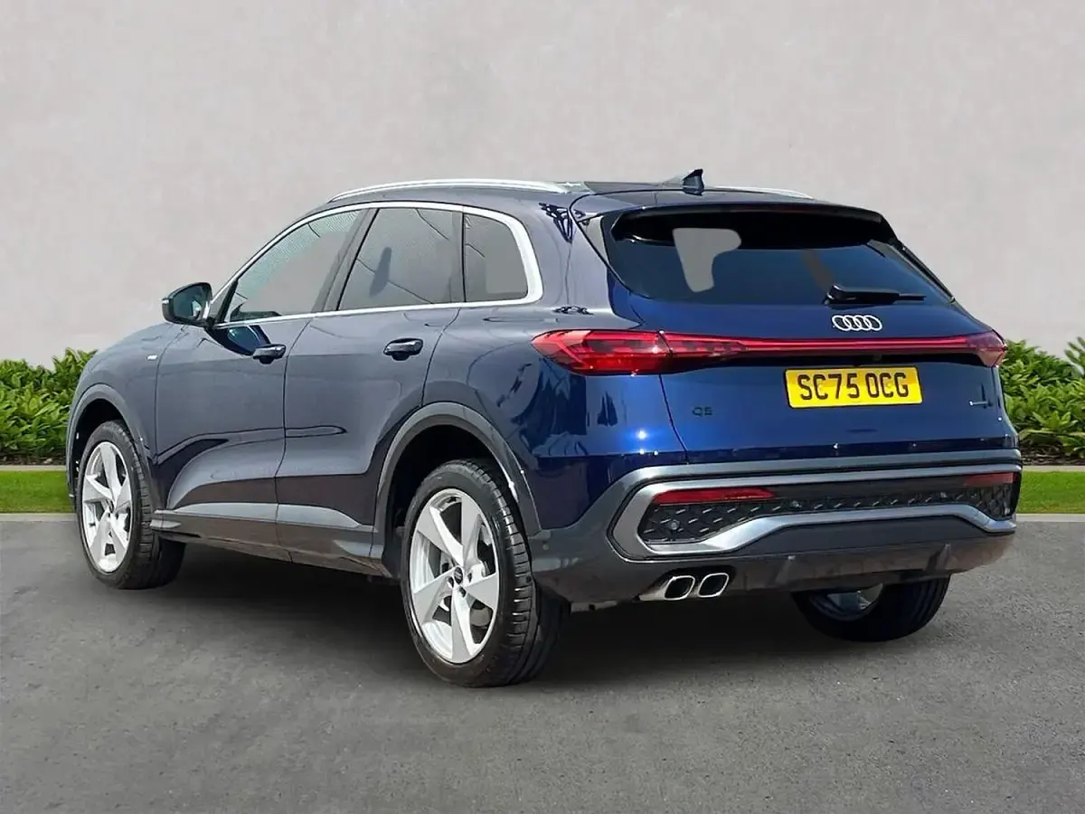 Used Audi Q5 S-Line 204 HP (150 kW) 2026 Blue SUV