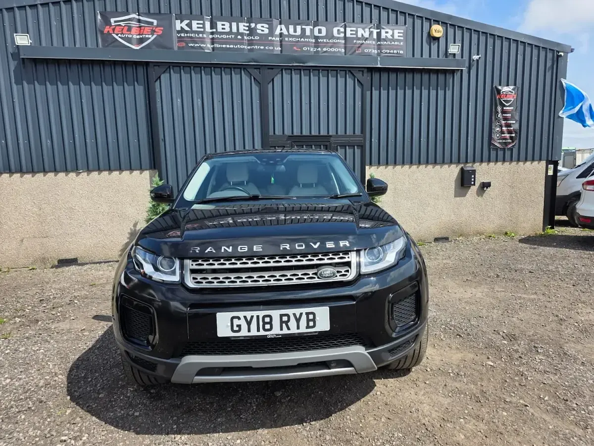 Used Land Rover Range Rover evoque SE 150 HP (110 kW) 2018 Black Estate