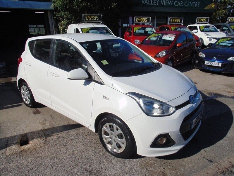 White Used 2014 Hyundai i10 SE Hatchback | £4,695 (Fair price) - Image 1/4