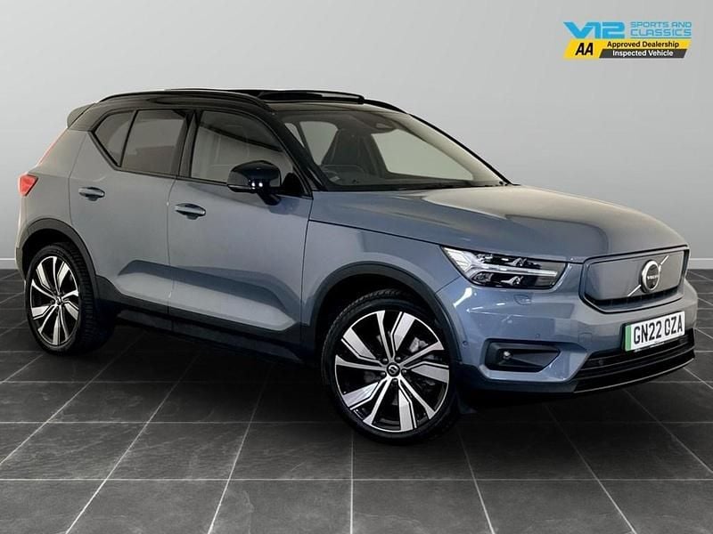 Grey Used 2022 Volvo XC40 Pro SUV | £21,495 (Super price) - Image 1/2