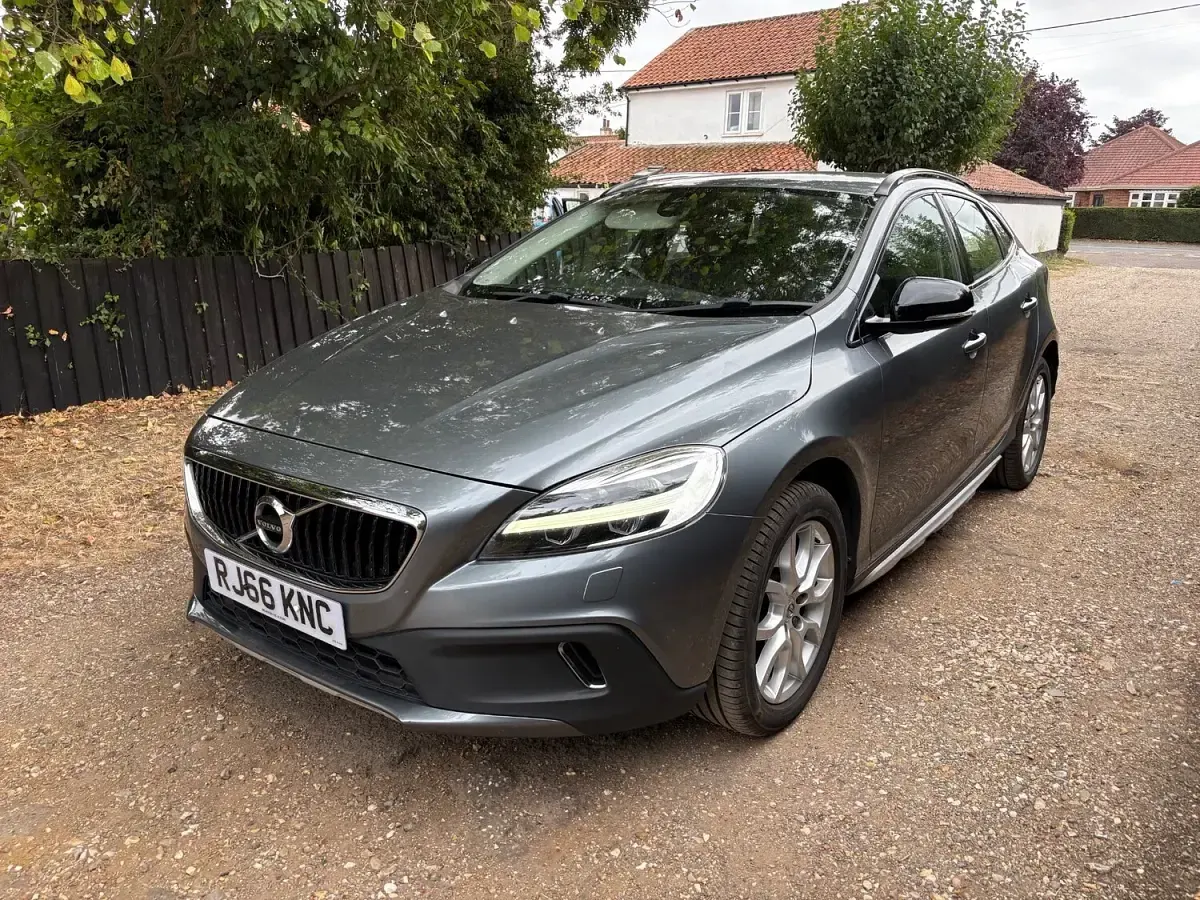 Used Volvo V40 Pro 2016 Grey Hatchback