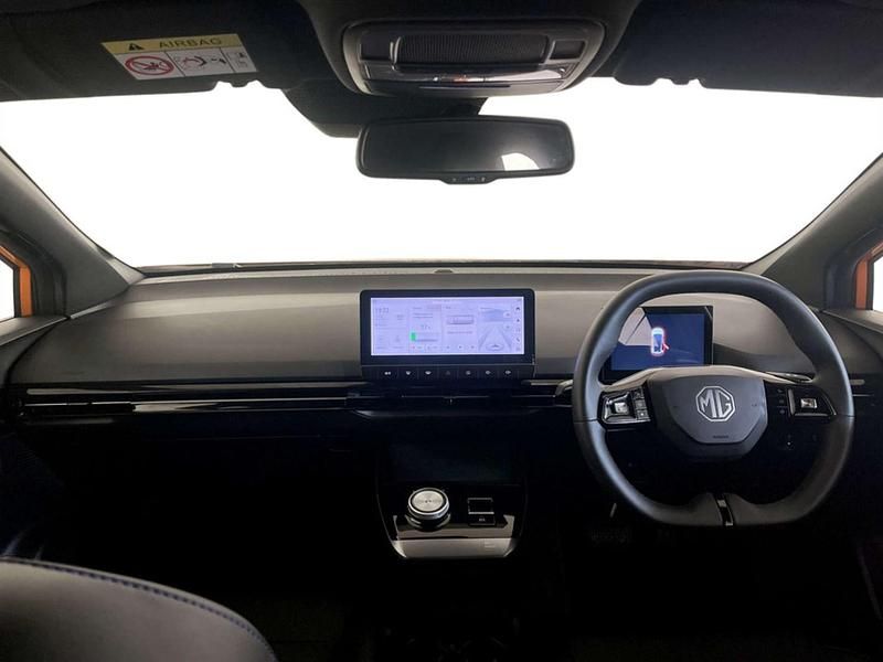 Used MG MG4 EV Trophy 63 kW (87 HP) 2023 Orange Hatchback