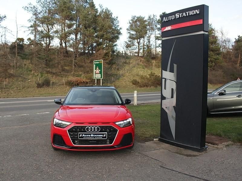 Used Audi A1 Sportback Sport 150 HP (110 kW) 2017 Red Hatchback