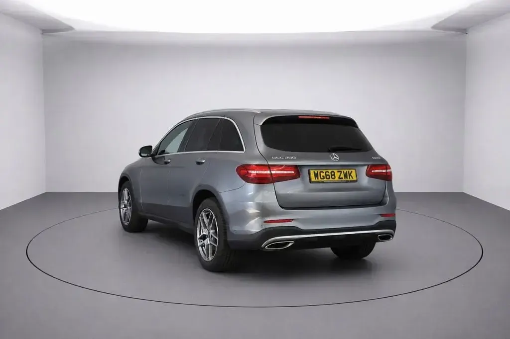 Used Mercedes GLC250 AMG line 211 HP (155 kW) 2018 Grey SUV