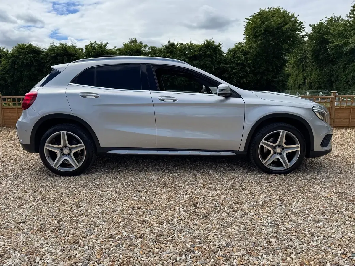 Used Mercedes GLA220 AMG line 177 HP (130 kW) 2016 Silver SUV