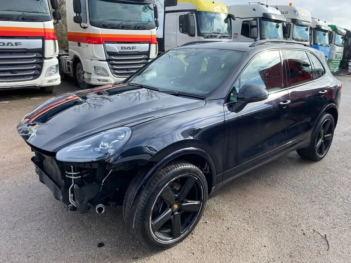 Used Porsche Cayenne Platinum Edition 2017 Black SUV