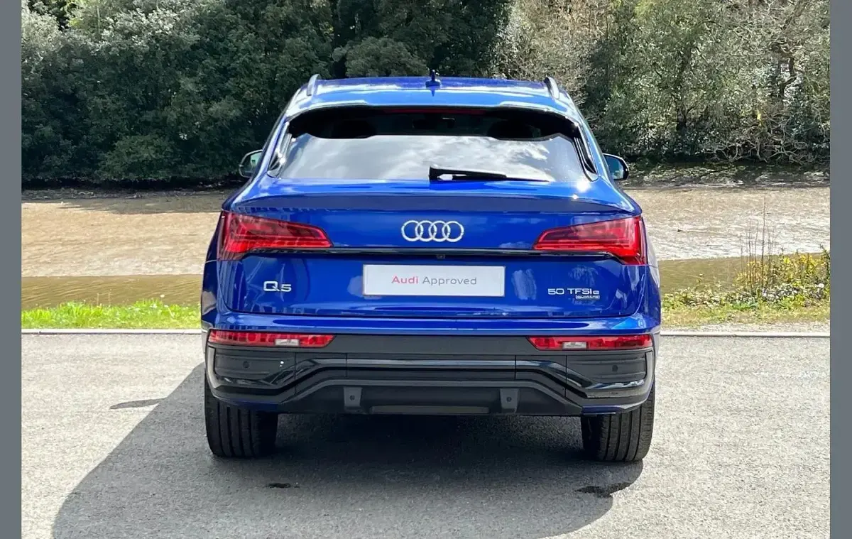 Used Audi Q5 Sportback Comfort 295 HP (216 kW) 2021 Blue SUV