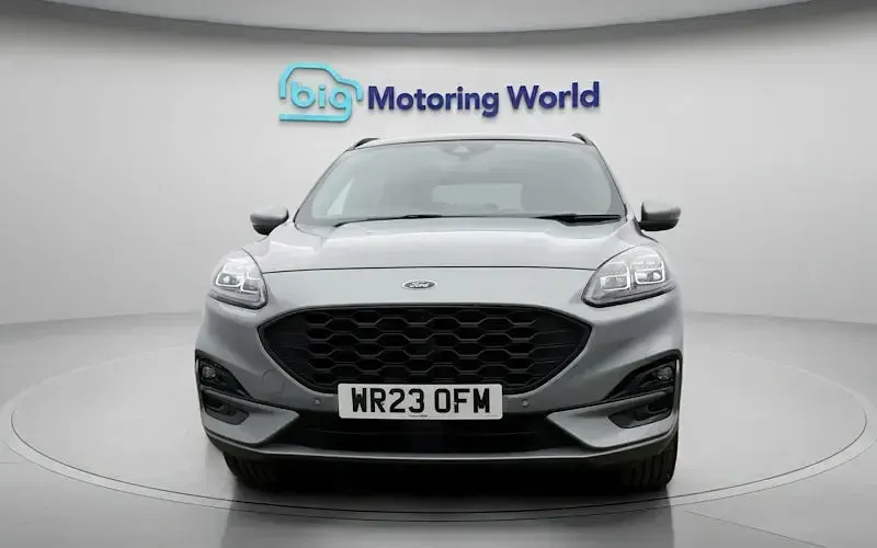 Used Ford Kuga ST-Line X 225 HP (165 kW) 2023 Silver SUV