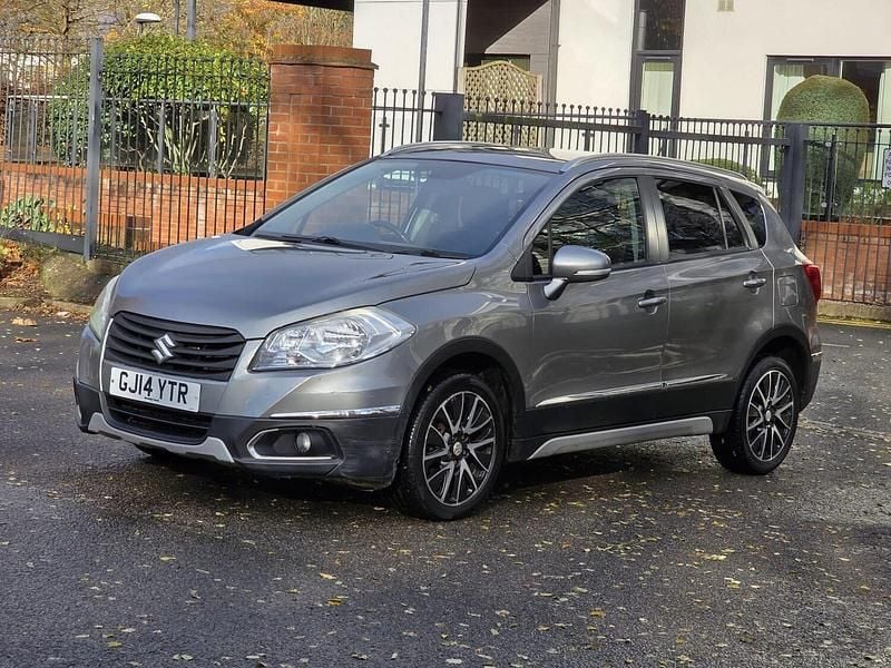 Used Suzuki SX4 S-Cross SZ-T 120 HP (88 kW) 2014 Grey Hatchback