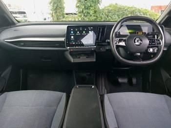 Used Renault Megane E-Tech Iconic 159 kW (217 HP) 2023 Grey Hatchback