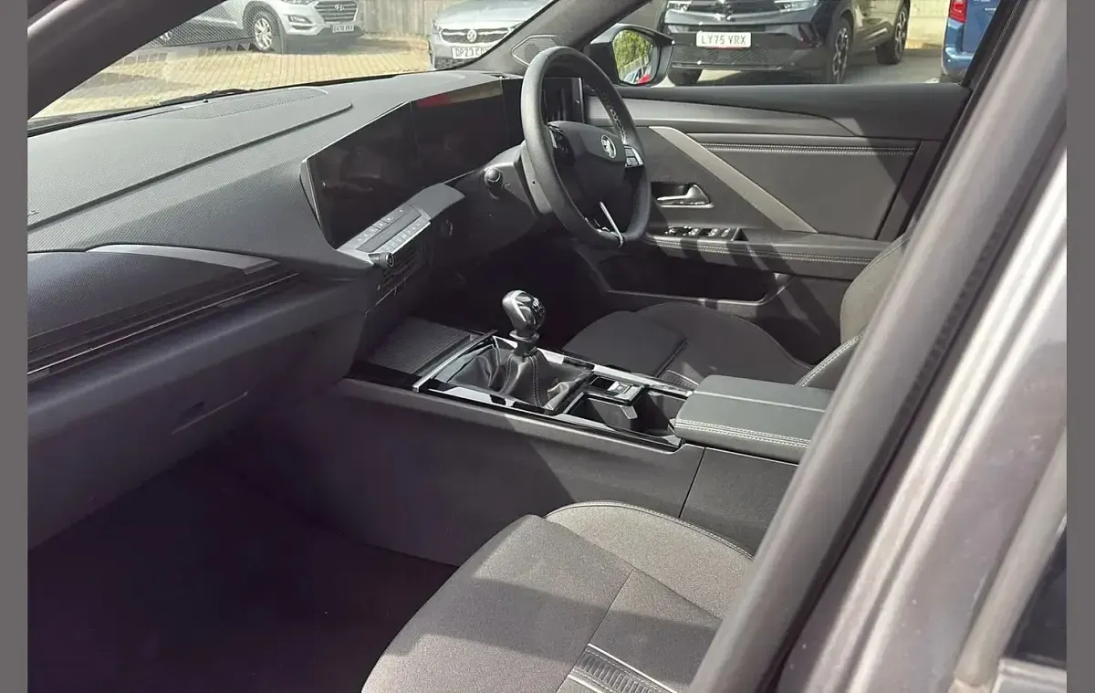 Used Vauxhall Astra S 130 HP (95 kW) 2025 Grey Hatchback