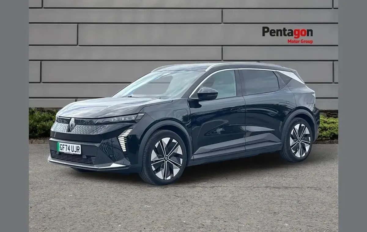 Used Renault Scenic E-Tech Techno 157 kW (214 HP) 2024 Black SUV