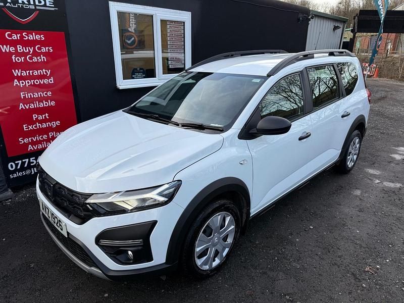 Used Dacia Jogger Essentiel 109 HP (80 kW) 2022 White MPV