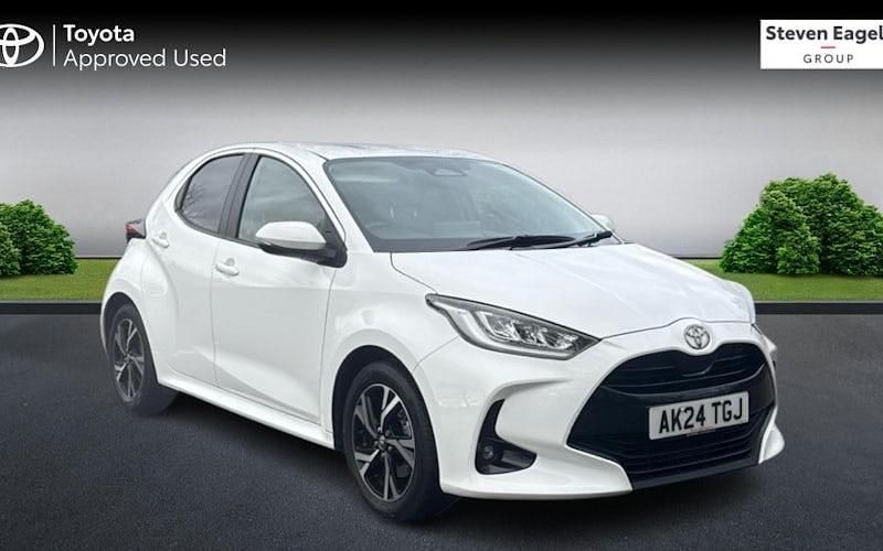 Used Toyota Yaris Hybrid Design 116 HP (85 kW) 2026 Hatchback