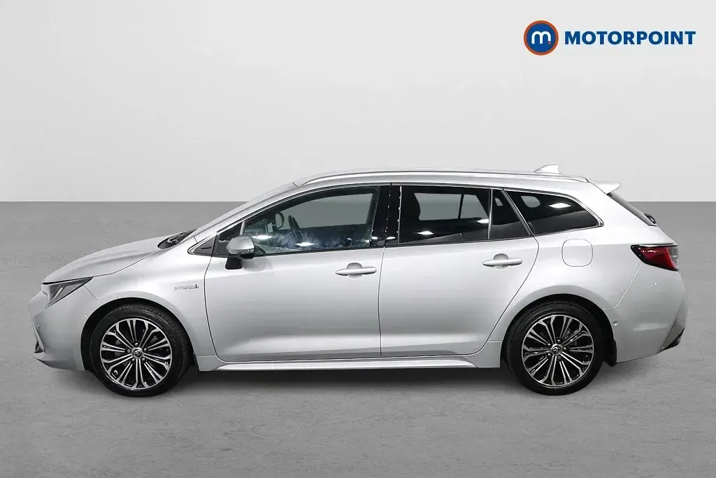 Begagnad Toyota Corolla 2020 Silver Kombi