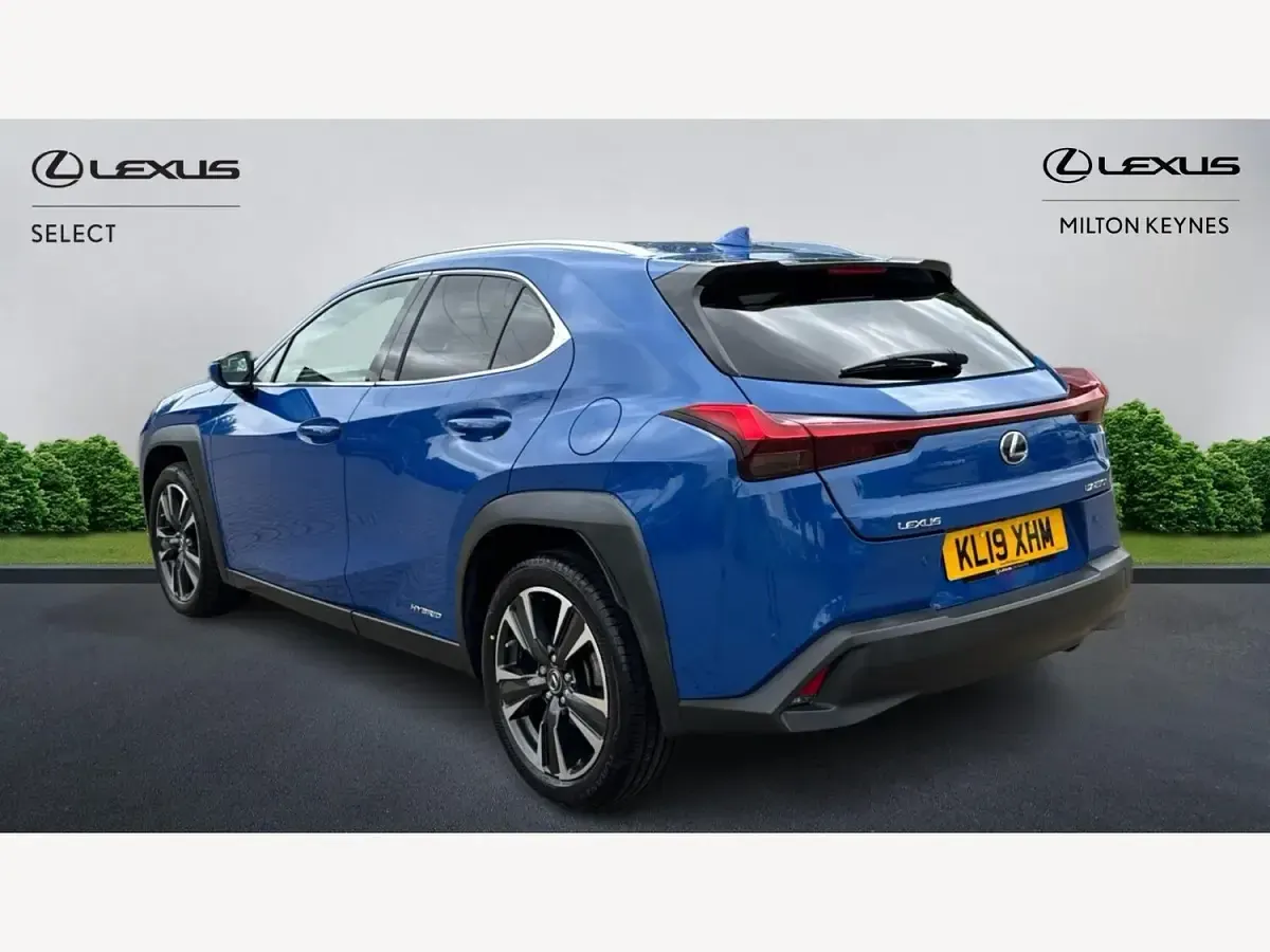 Used Lexus UX E-FOUR 184 HP (135 kW) 2019 Blue SUV