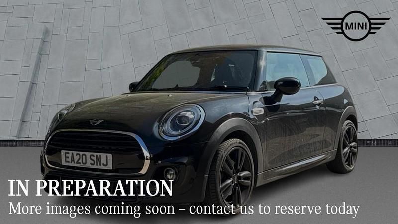 Begagnad Mini Cooper Hatch 134 HK (98 kW) 2020 Svart Halvkombi