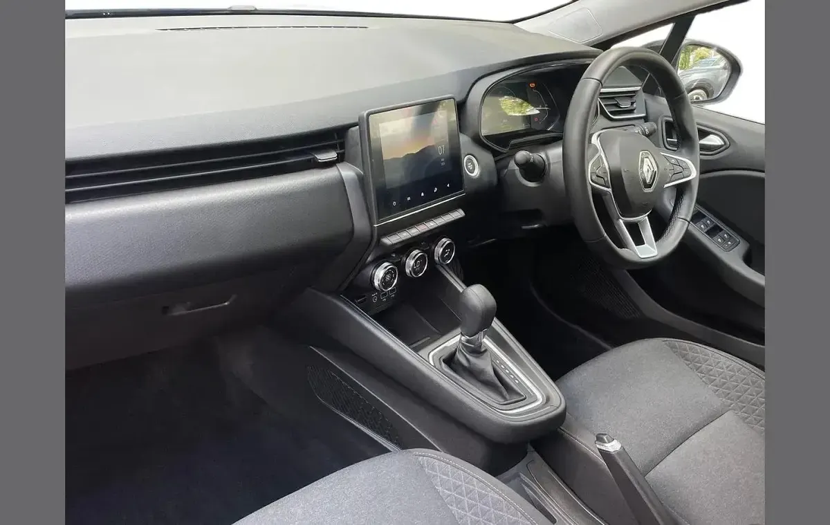 Used Renault Clio Evolution 143 HP (105 kW) 2023 Blue Hatchback