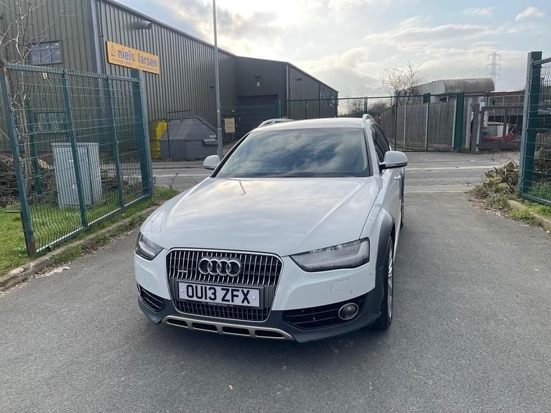 Used Audi A4 Allroad 245 HP (180 kW) 2013 White Estate