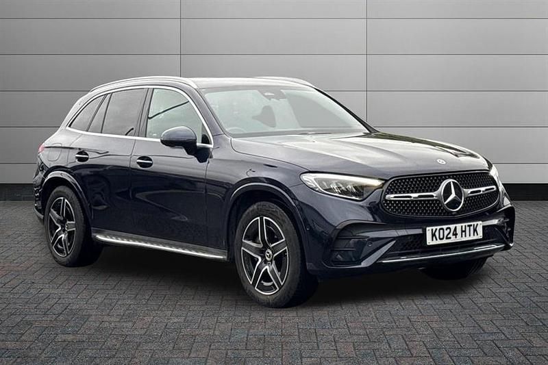 Spectral blue Used 2024 Mercedes 300 AMG line Estate | £38,900 (Fair price) - Image 1/4