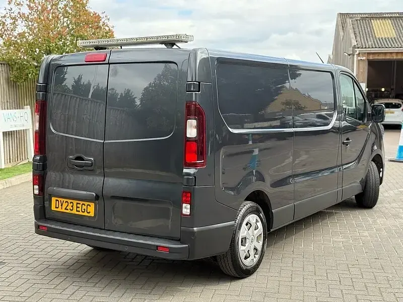 Used Renault Trafic Business 2023 Grey MPV