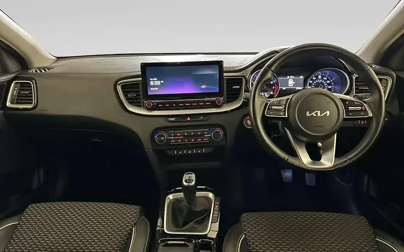 Used Kia XCeed 160 HP (117 kW) 2022 Grey SUV