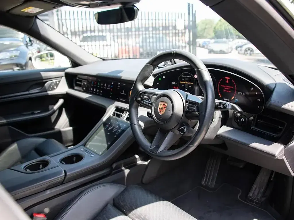 Used Porsche Taycan Sport Turismo Performance Package 105 kW (143 HP) 2023 Estate
