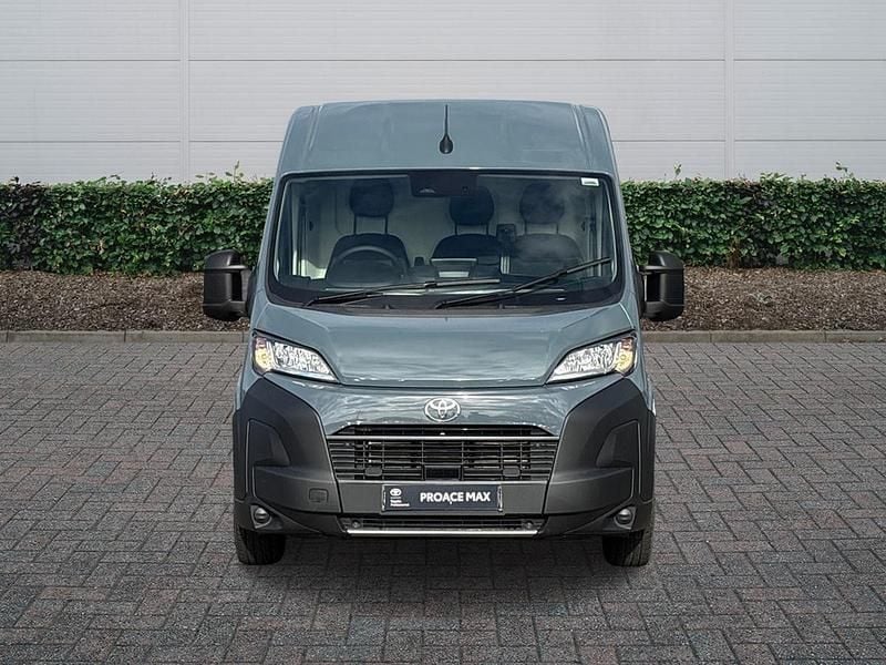 New Toyota Proace H2 2026 Grey/black MPV