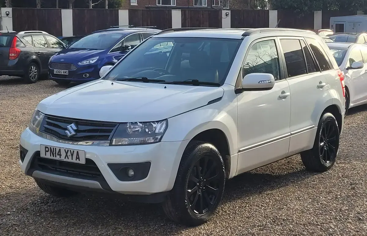 Used Suzuki Grand Vitara SZ5 2014 White Estate