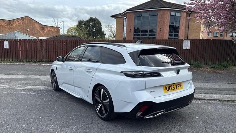 Used Peugeot 308 SW GT 134 HP (98 kW) 2025 White Estate