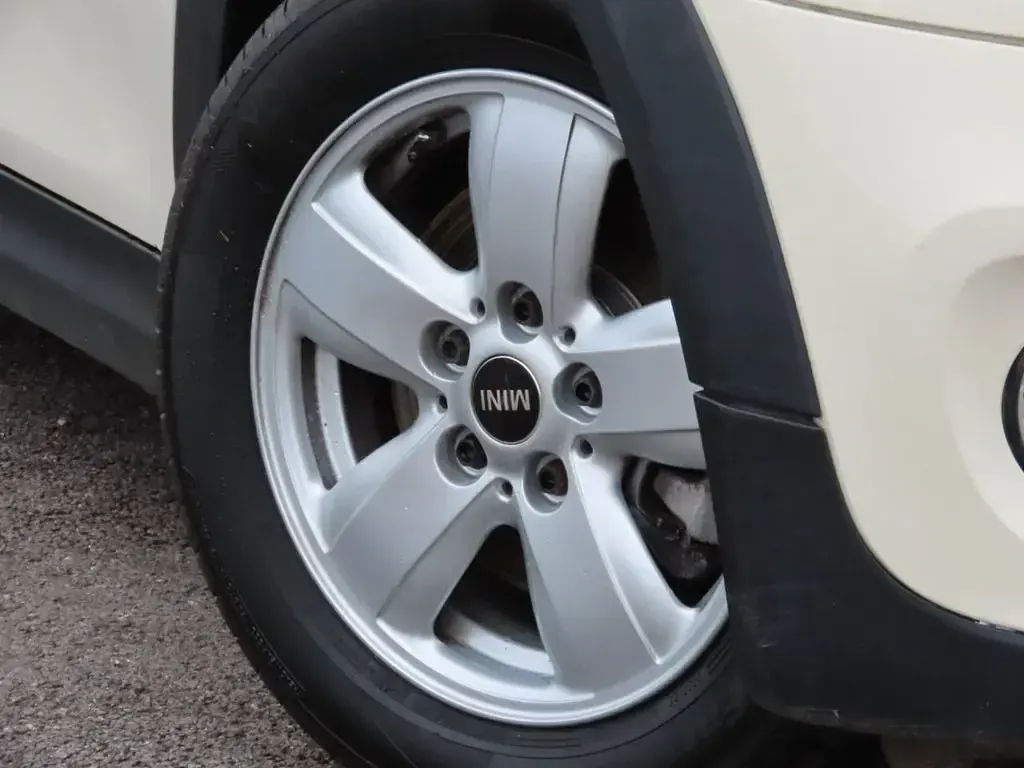 Begagnad Mini Cooper Classic 2019 Vit Halvkombi
