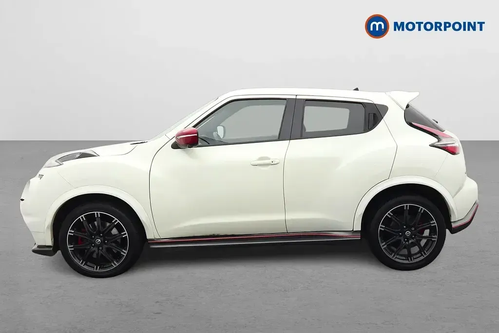 Used Nissan Juke Nismo RS 218 HP (160 kW) 2017 White SUV