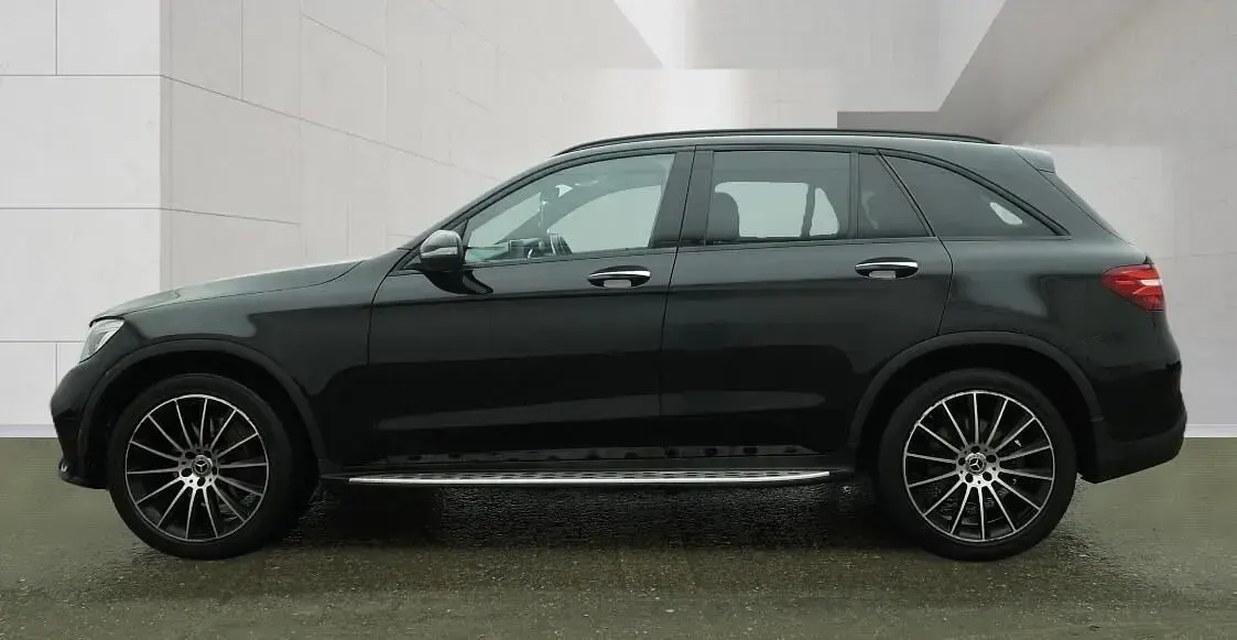 Usado Mercedes GLC250 AMG line 2017 Preto Carrinha