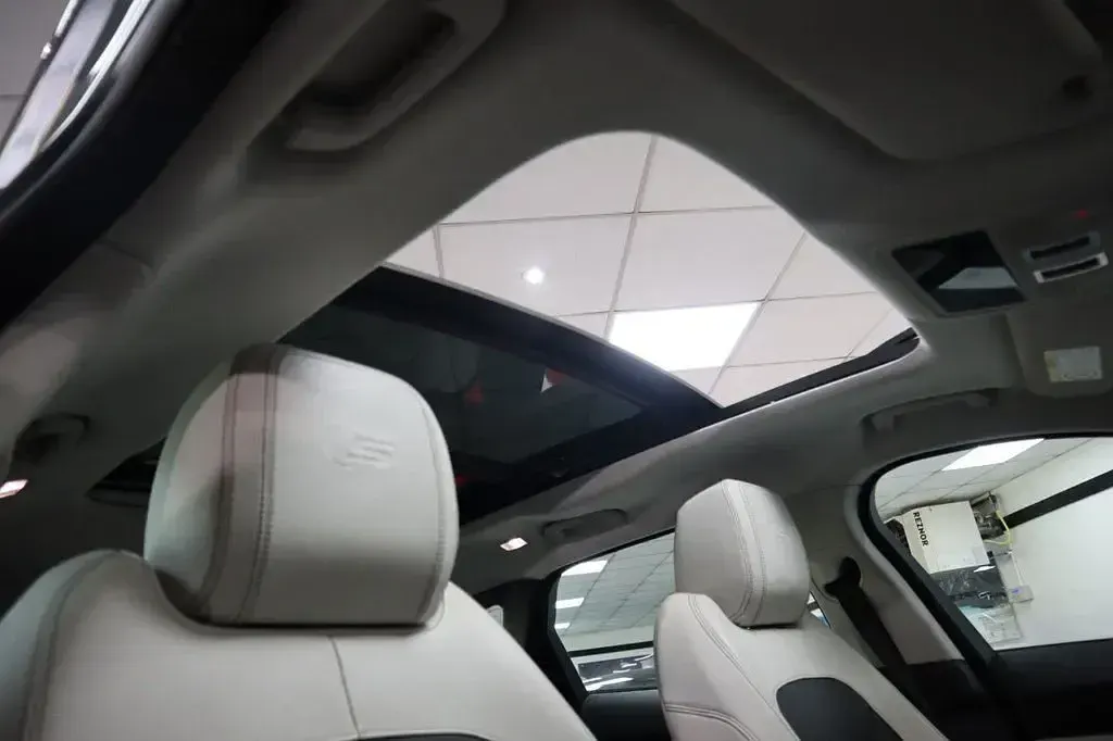 Used Jaguar F-Pace S 300 HP (220 kW) 2019 Blue SUV